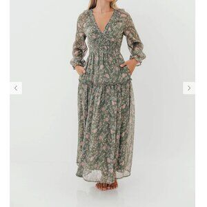 NWT - Never worn Rosita Floral Maxi Dress in Dusted Eucalyptus Size L